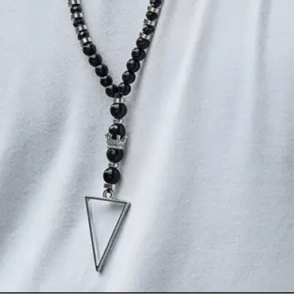 Beaded arrow necklace - Picture 2 of 2